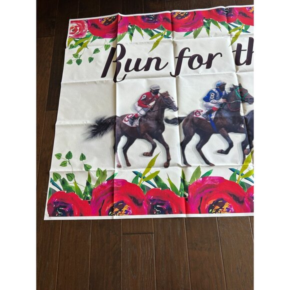 "Run For The Roses" Horse Racing Banner Flag 43" x 69" Large - Picture 3 of 8
